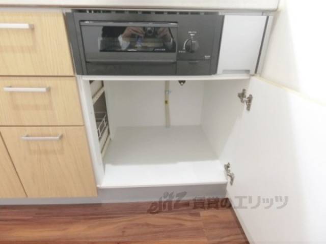 キッチン　収納