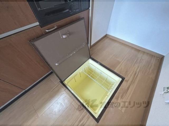 床下収納