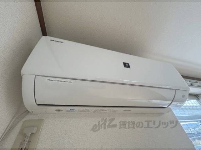 洋室　エアコン