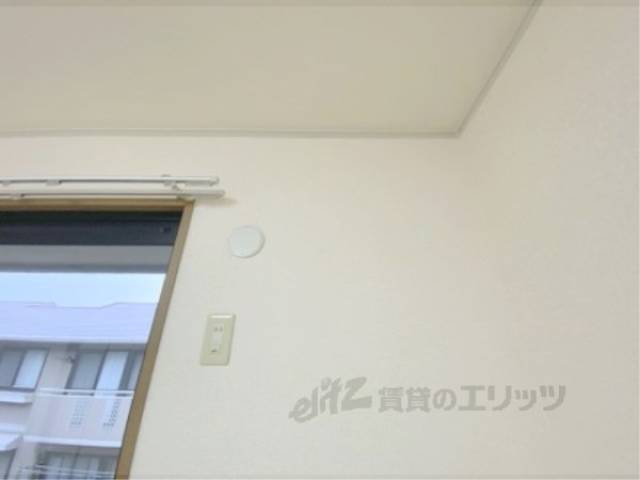 エアコン　設置場所