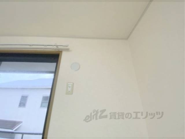 エアコン　設置場所
