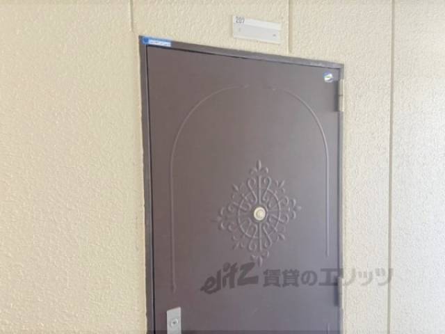 玄関　インターホン