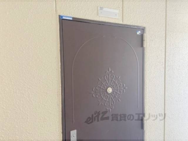 玄関　インターホン