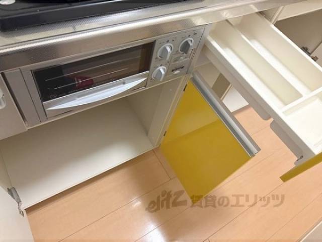 キッチン　収納