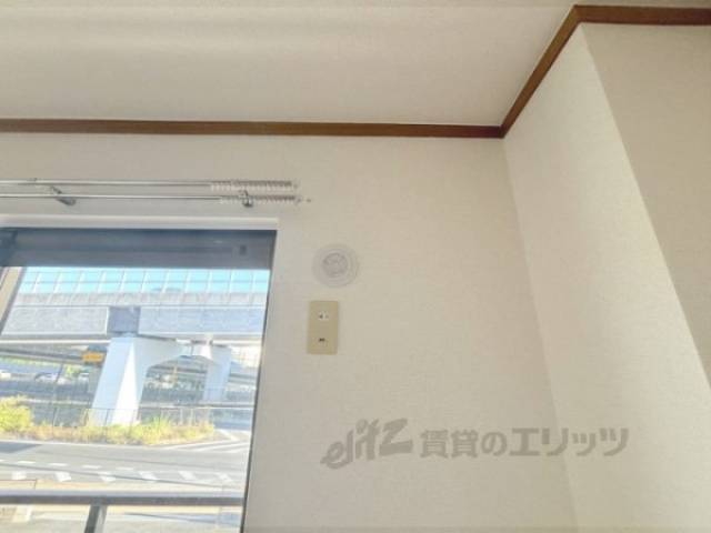 エアコン　設置場所