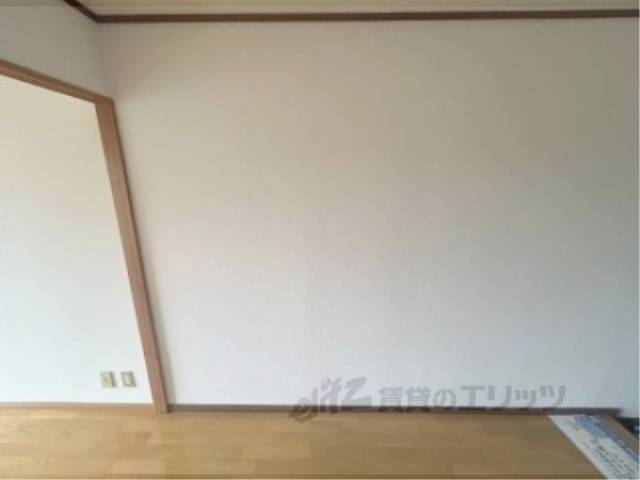 冷蔵庫置場　出窓