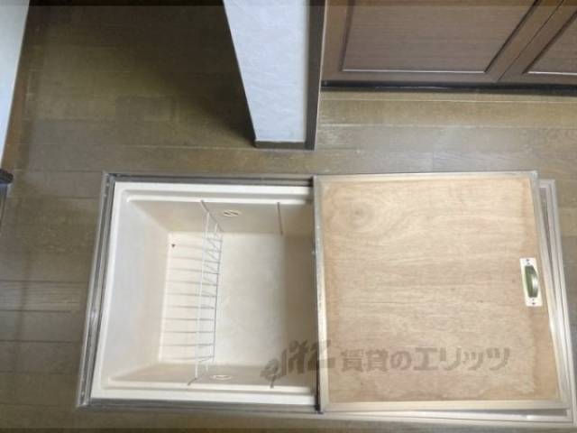 収納　床下収納