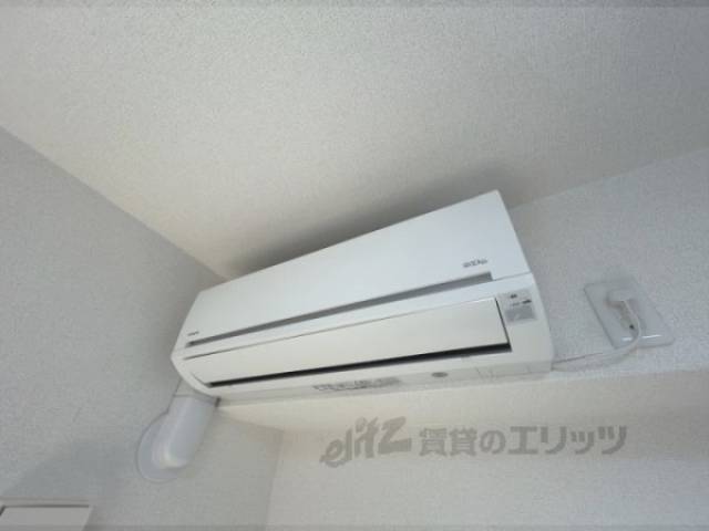 洋室　エアコン