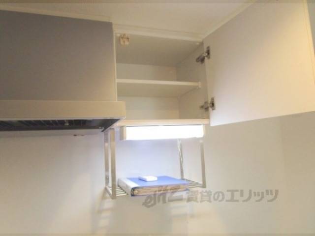 キッチン　キッチン上部棚