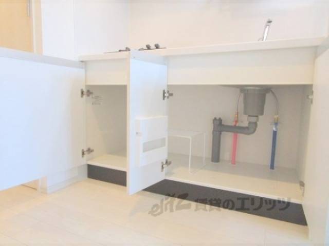 キッチン　キッチン下部収納