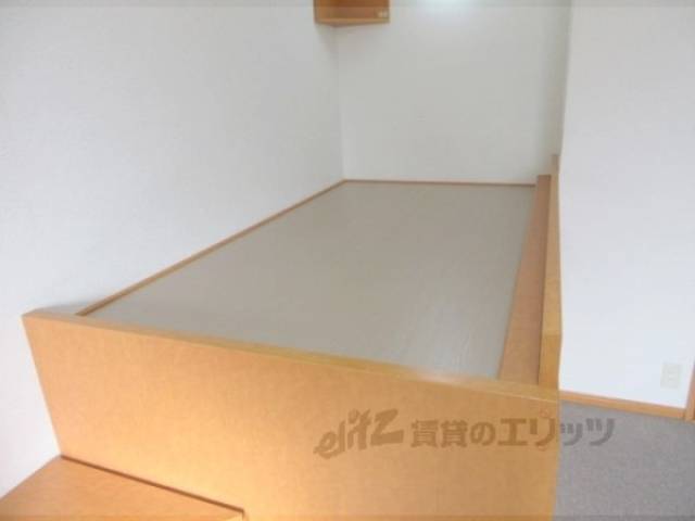 ベッド