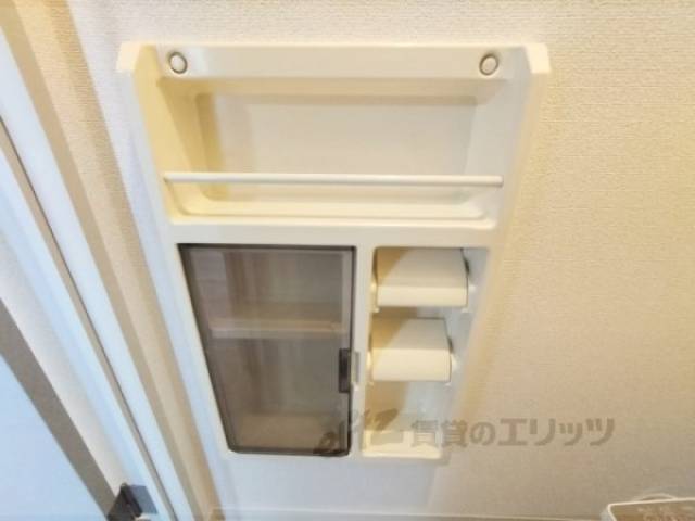 トイレ　棚