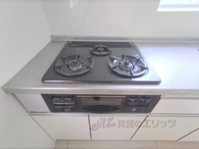 キッチン　コンロ