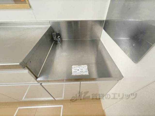 キッチン　コンロ置き場
