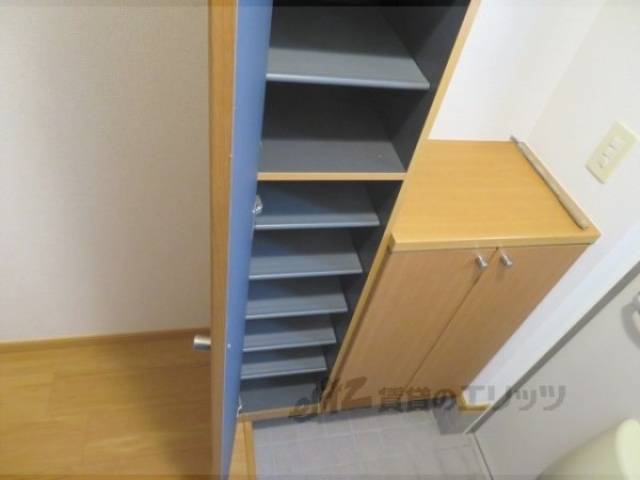 下駄箱　ダイニング