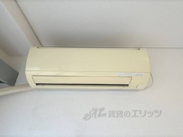 洋室　エアコン
