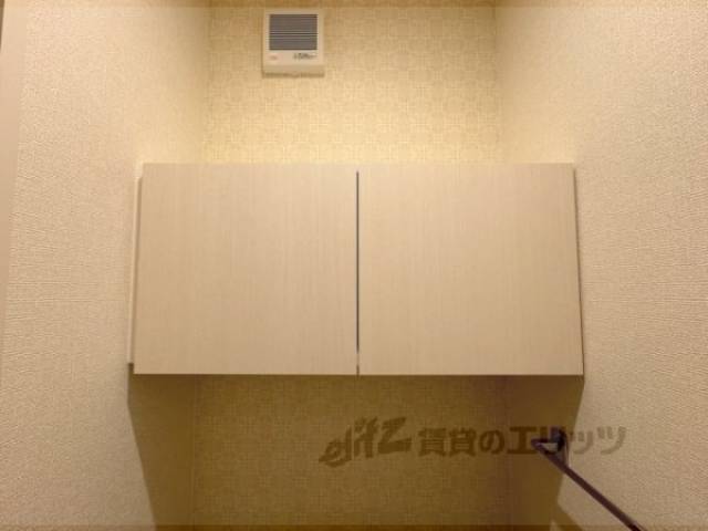収納　トイレ上部収納