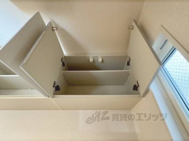 収納　キッチン後ろ収納