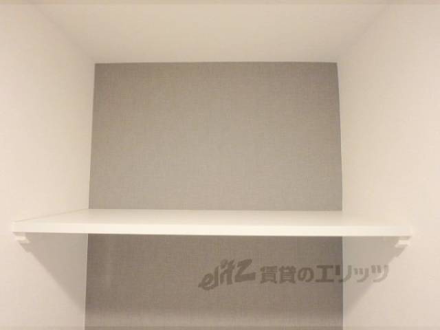 トイレ　上部収納