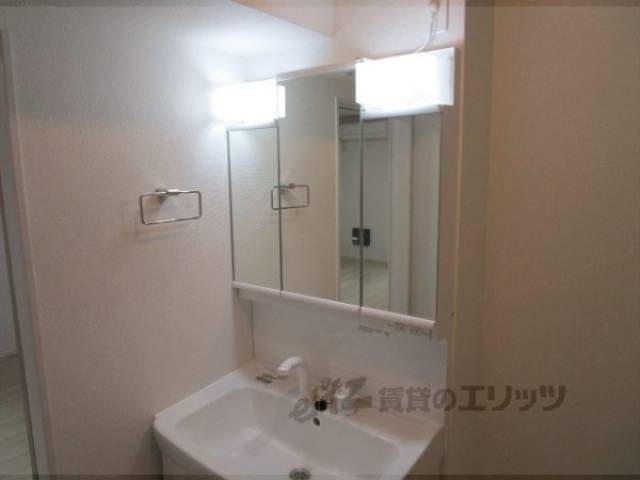 洗面所　宅配ロッカー