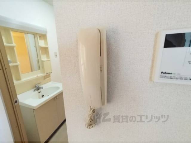 インターホン