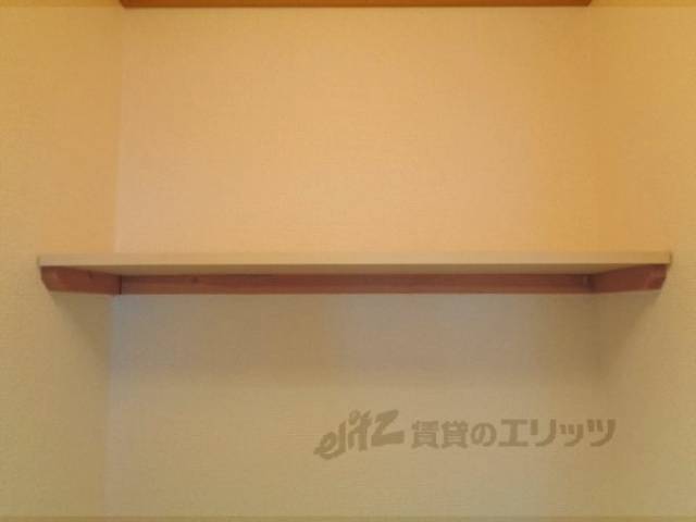 トイレ　棚
