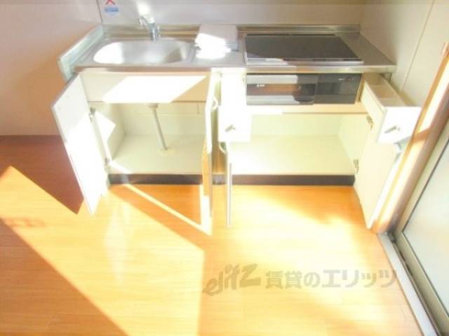 キッチン　下部収納