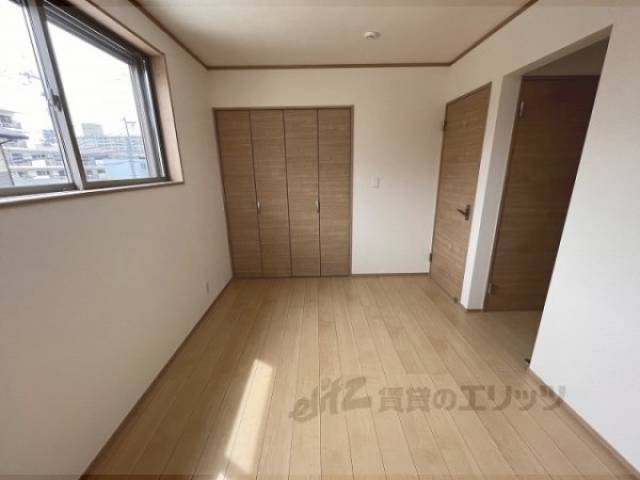 洋室　6帖
