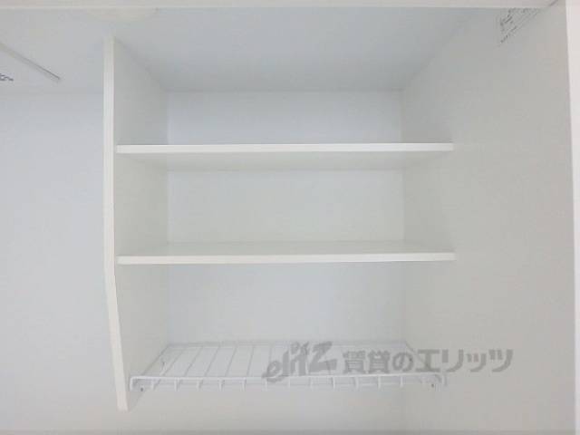 キッチン　キッチン上部収納
