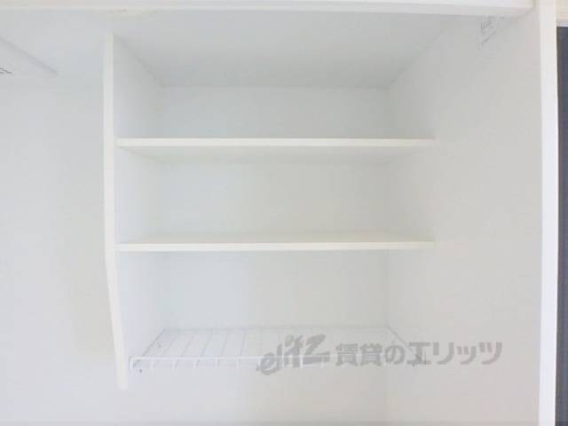 キッチン　キッチン上部収納