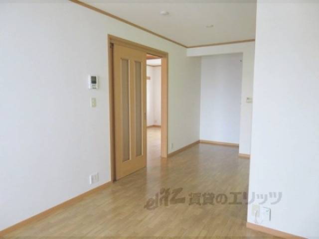 キッチン　ダイニングキッチン