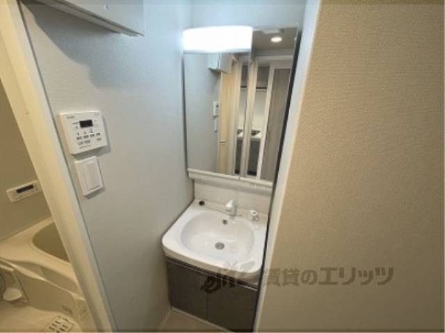 洗面所　独立洗面台