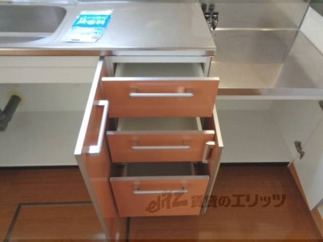 キッチン　収納