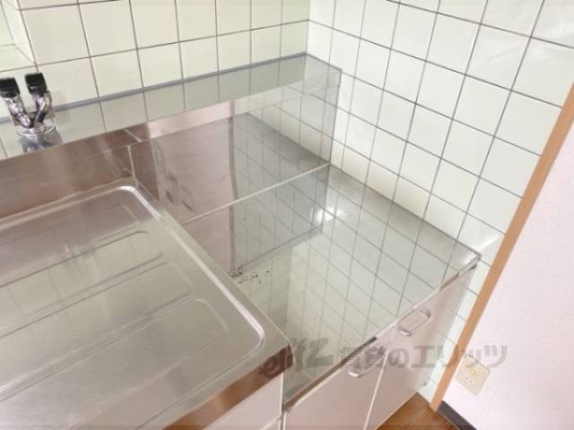 キッチン　コンロ置き場