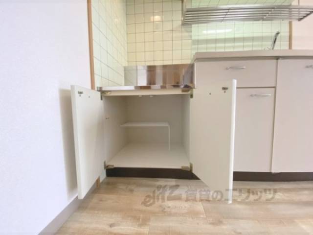 キッチン　収納