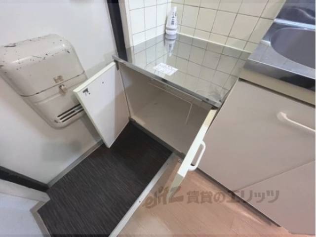 キッチン　収納