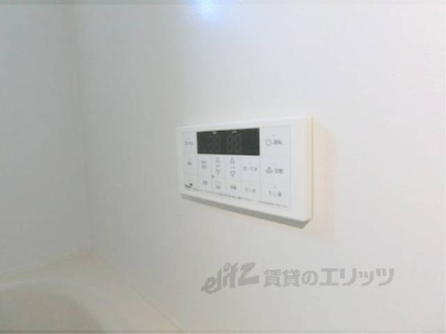 風呂　給湯器リモコン