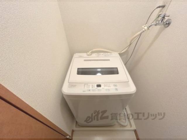 洗濯機置場　洗濯機
