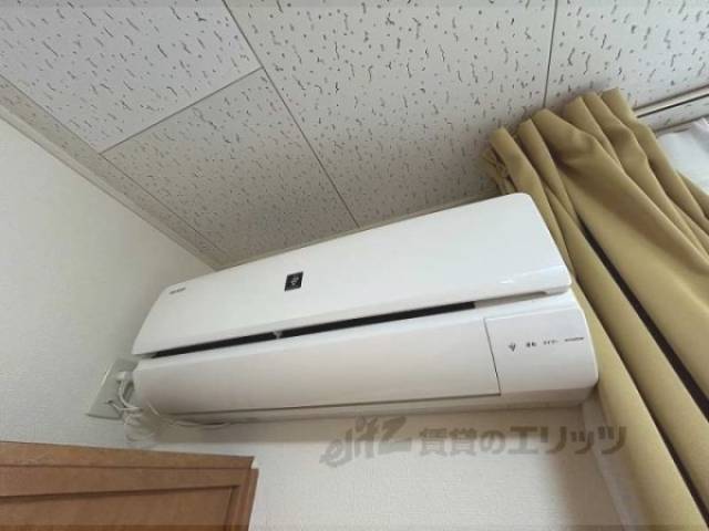 洋室　エアコン