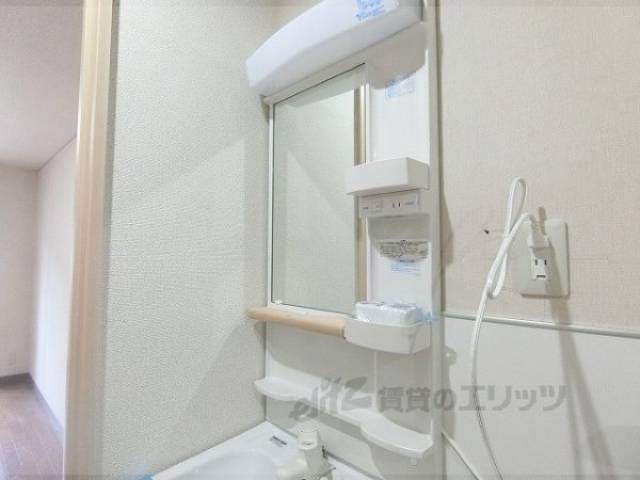 洗面所　独立洗面台