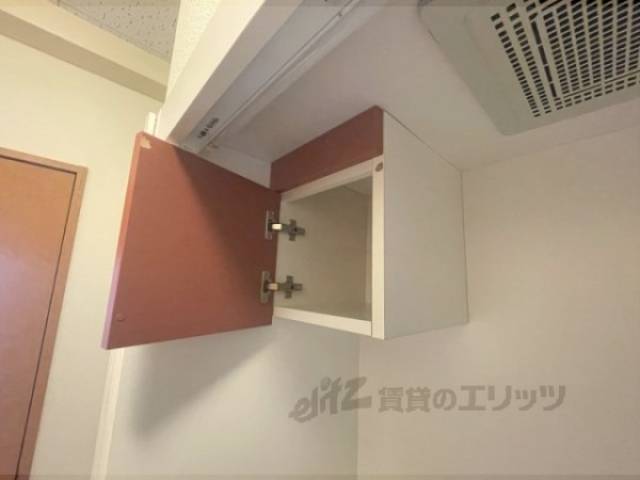 キッチン　棚