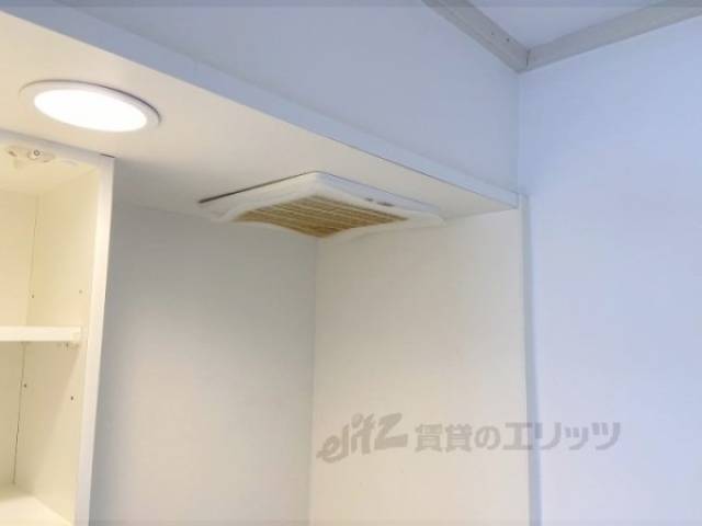 キッチン　換気扇