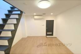 NEW STORK APARTMENTO 禁野本町室内写真2