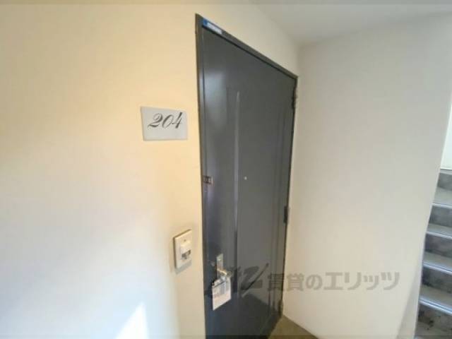 玄関　インターホン