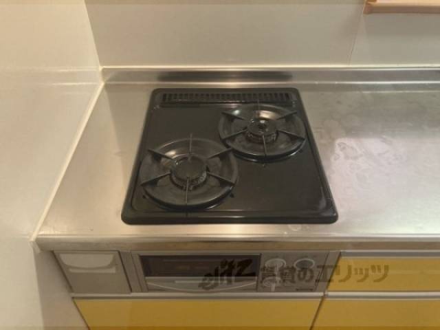 キッチン　コンロ