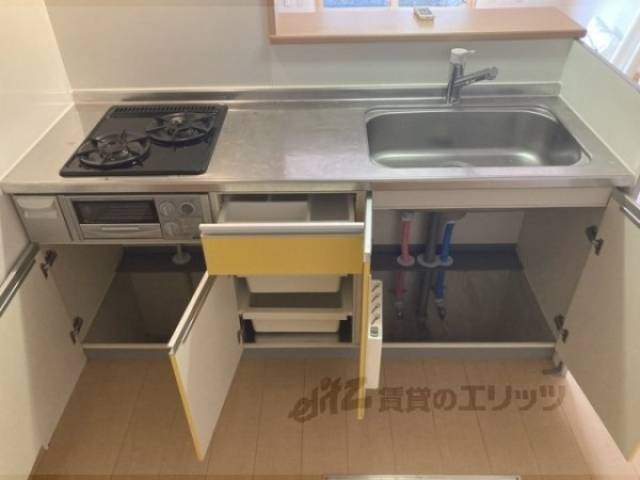 キッチン　収納