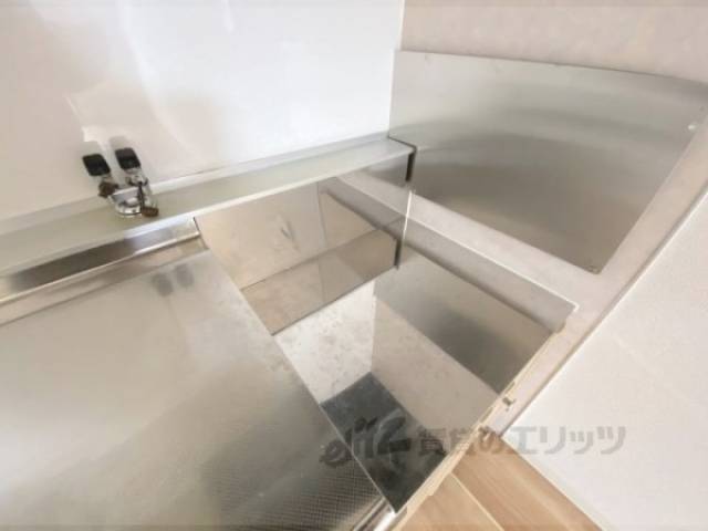 キッチン　コンロ置き場