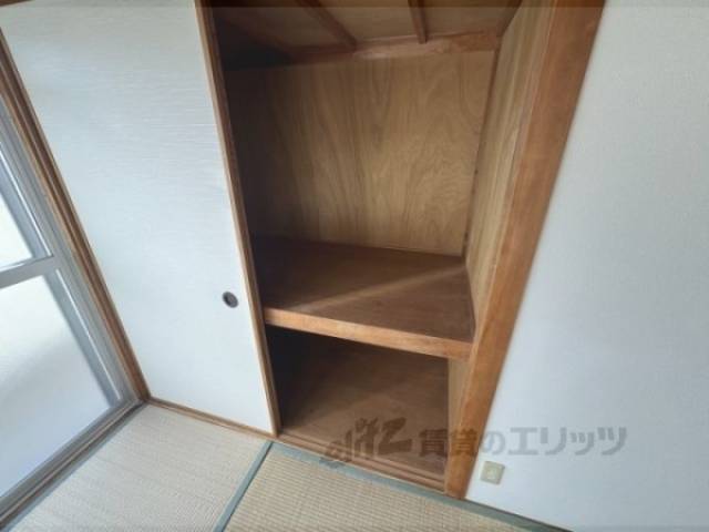 収納　和室３