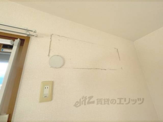 エアコン　設置場所