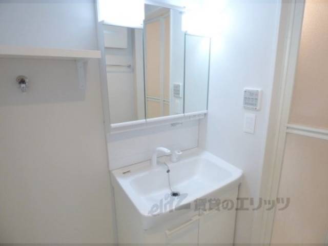 洗面所　独立洗面台